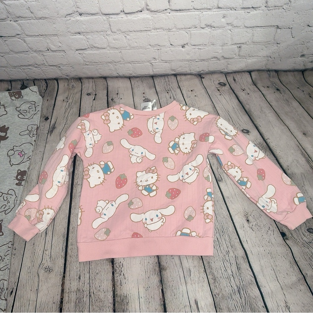 Girl Sweatshirts and Pants - Picture 6 of 9